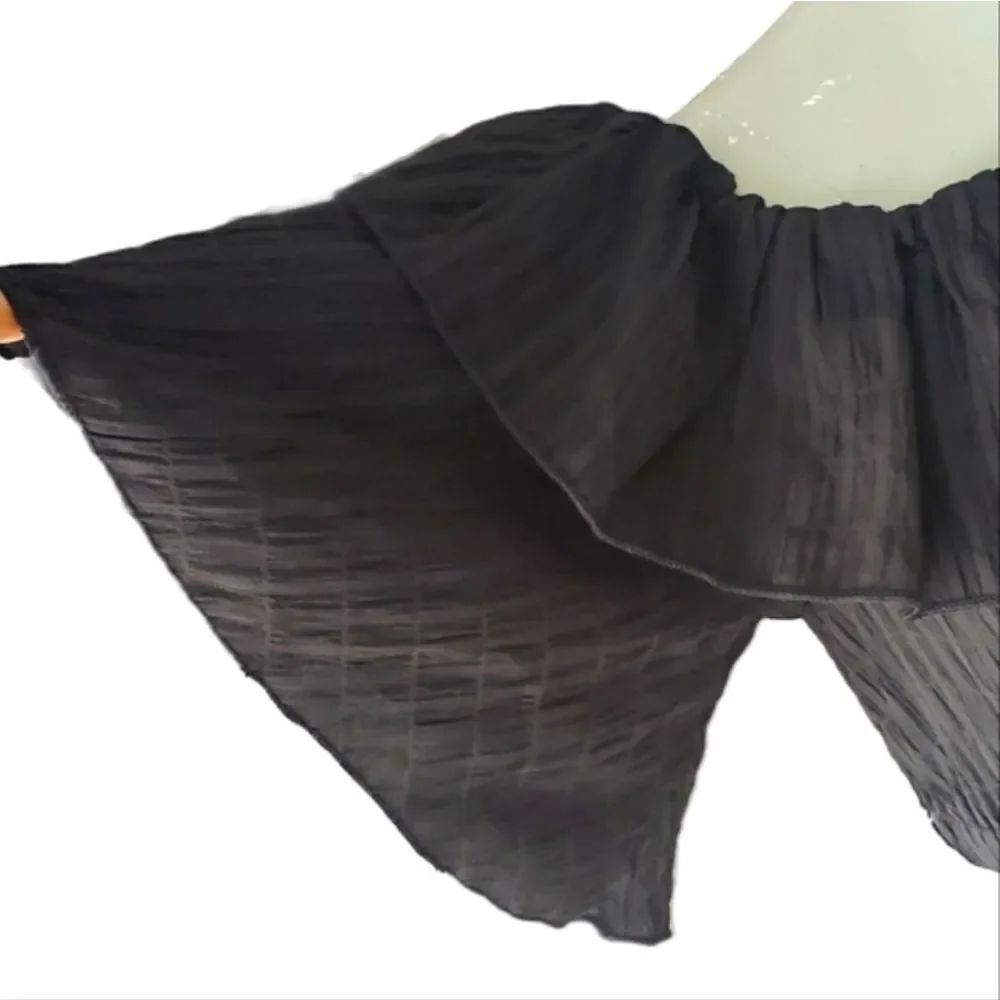 SHEIN Black Ruffle Off-Shoulder Crop Top - Picture 4 of 6